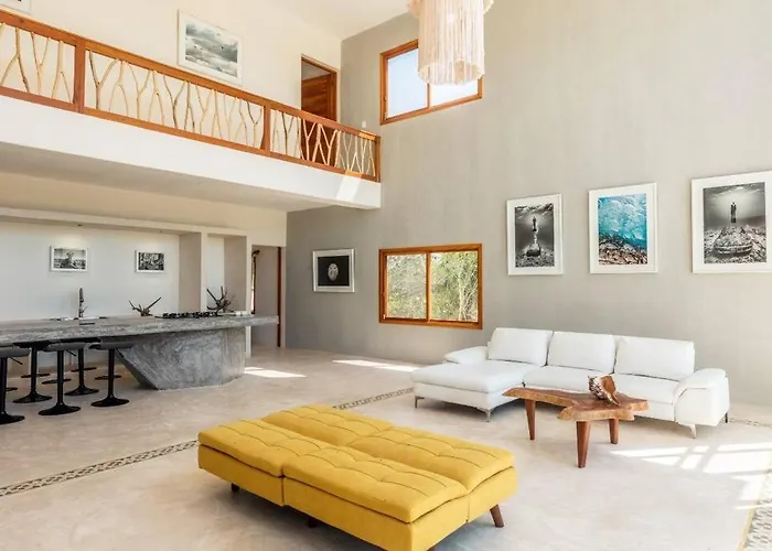 Space Brings Us Closer To Art - Casa Imox